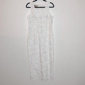 hilo hattie the Hawaiian original embossed hibiscus white sleeveless dre…